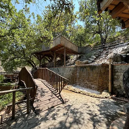Le Casette Sull'albero Di Alba Lodge Messina