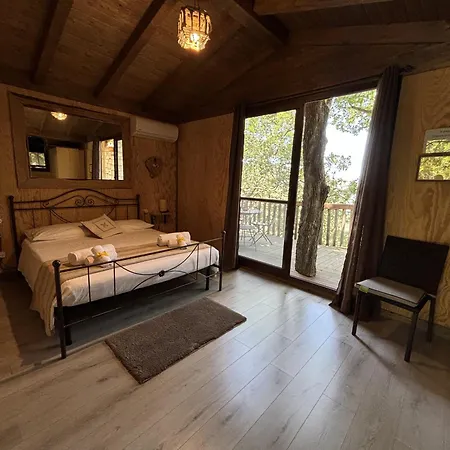 Lodge Le Casette Sull'albero Di Alba *