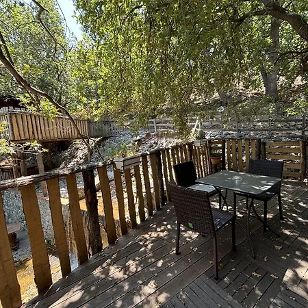 Lodge Le Casette Sull'albero Di Alba *