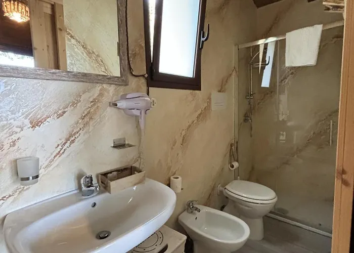 Lodge Le Casette Sull'albero Di Alba Messina